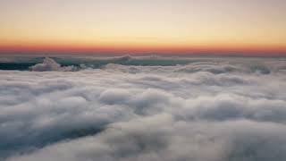 Acalmar a Mente  Relaxing sounds  Meditation Above the Clouds [upl. by Eybbob]