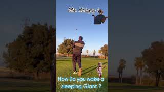 Tell him he’s not a Giant let’s Goooooooo golfreels golfgreen golfshot golftechnique golfer [upl. by Gittle]