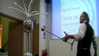 Van de Graaff Generator  static electricity  Ian B Dunne makes huge sparks [upl. by Sheedy]