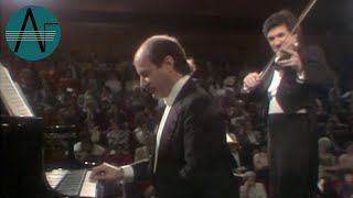 Pinchas Zukerman amp Marc Neikrug Franz Schubert  Sonatina Opus 137 No 2 [upl. by Palladin186]