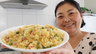 FIZ CUSCUZ DE FLOCÃO DE MILHO PRA COMER COM CARNE DE PORCO E BERINGELA A MODA JAPONESA [upl. by Irak70]