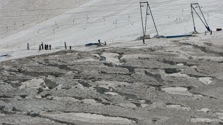 Lagonia dei ghiacciai alpini il Plateau Rosa sopra Cervinia è irriconoscibile [upl. by Larok]