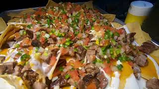 Nachos Con Arrachera y Frijoles  Parrilleros Monterrey [upl. by Wolcott427]