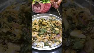 Moringa Pakoda 🌱☕️ pakora moringa snacks teatime shorts foodblogger foodie trending reels [upl. by Hearn]