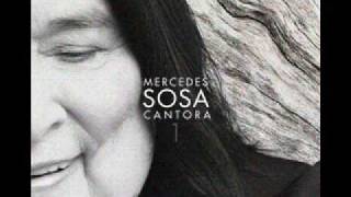 Mercedes Sosa Cantora 1  Celador de sueños [upl. by Eicyaj466]