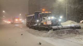 Canada Vicious Snow Storm Mississauga Toronto Ontario SNOWPLOWS IN ACTION [upl. by Rebak]