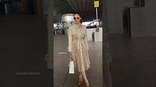 Kiara Adwani spotted at airport  kiaraadvani vrialshots trending shorts [upl. by Kalbli]