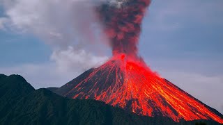 Eruption of the Popocatepetl volcano in Mexico Hot lava and ash in the city Mourning [upl. by Acinelav]