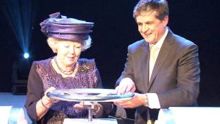 Koningin opent terminal voor vloeibaar aardgas 2011 [upl. by Cord]