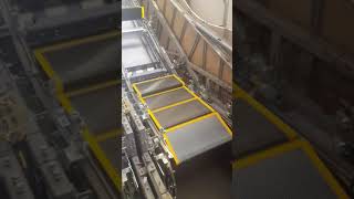 How an escalator works [upl. by Nedgo]