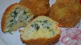 ARANCINI SICILIANI con besciamella e spinaci [upl. by Publus]