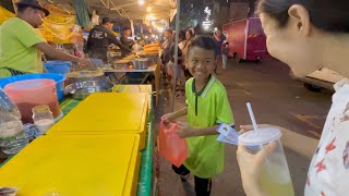 I went to a Night Market in Malaysia [upl. by Kotto]