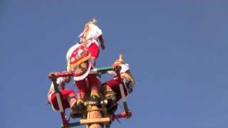 Danza de los Voladores de Papantla at Indian Summer Festival Milwaukee WI [upl. by Enrobialc80]