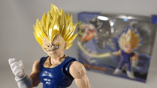 TonsenartToys Indomitable Fighter B Version  SSJ2 Figuarts Majin Vegeta Head Sculpts  Review [upl. by Yona746]