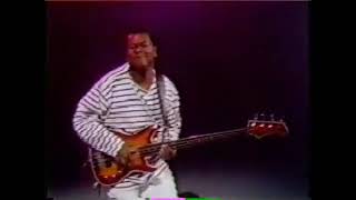 Abe Laboriel Bass Solo Wonderfull [upl. by Schnell]