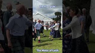 Scottish Country Dancing 🏴󠁧󠁢󠁳󠁣󠁴󠁿 demonstrating the formation Espagnole dancescottish dance [upl. by Oneal]