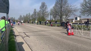 Johnny Binzak finishes the Wisconsin Marathon in first place [upl. by Daveta]