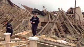 Une maison détruite par une explosion à Bonnétable [upl. by Guzel]