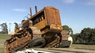 Unloading 1948 6 cylinder Cletrac crawler at new home [upl. by Inaniel844]