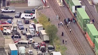 At least 6 arrested after apparent train heist on Chicagos West Side [upl. by Nedac]