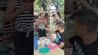 Nang hingi ang pulubi funny comedyph comedymovies pinoyhumor comedy humour humor justforfun [upl. by Tengdin]