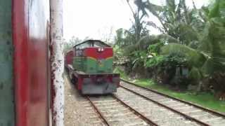 Class M6 795 with the Rajarata Rejina passing Payagala South Railway Station [upl. by Venterea]