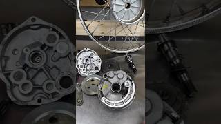 Rebuilding the rear transmission  moped puch töffli vespa mofa engine motor rebuild fix [upl. by Lesde129]