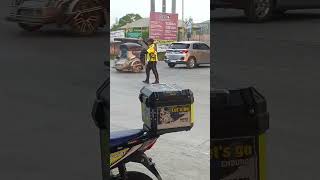 masipag na inforcer ng bayan ng pulilan kahit sobrang init ginagampanan nya ang kanyang tungkulin [upl. by Blancha]