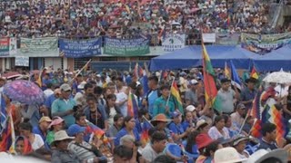 Militantes del MAS arropan a Arce ante el cuarto día de protestas en Bolivia [upl. by Nove831]