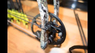 Set up of a limb operated drop away rest on the Hoyt REDWRX RX1 Ultra [upl. by Elledoj]