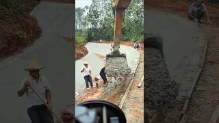 Construction process of pouring concrete on the canal slopeexcavatorshorts [upl. by Magnusson652]