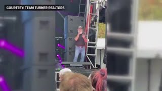 Sign language interpreter at Atlanta Pride makes everyone smile with jubilant display during Beyoncé [upl. by Herzen]