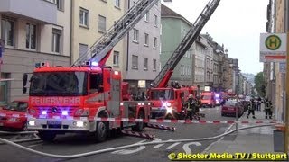 Rauch und Flammen aus Dachgeschoss  2 Alarm Feuerwehr Stuttgart  2 Drehleitern im Einsatz [upl. by Onaled]