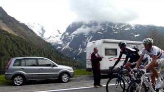 pippo pozzato passo del tonale 29052010 giro ditalia 2010 tappa del gaviaMOV [upl. by Perrins]