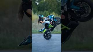 Daring Bike Girl Stunts Thrills on Two Wheels shorts bike stunt viral [upl. by Aicilev768]