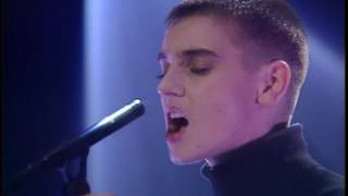 HD HQ Sinead OConnor Nothing Compares 2 U Live TOTP 1990 [upl. by Alleroif]