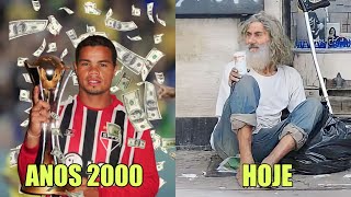 4 JOGADORES DE FUTEBOL QUE PERDERAM TUDO E FICARAM POBRES 5 [upl. by Moor955]