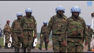 Arrivée de 300 casques bleus rwandais à Bangui [upl. by Nichani448]