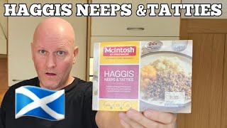 🏴󠁧󠁢󠁳󠁣󠁴󠁿 Its CHEAP What to EXPECT HAGGIS NEEPS amp TATTIES Review [upl. by Haceber]