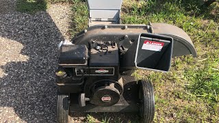 Craftsman 5hp chipper shredder [upl. by Bartlet567]