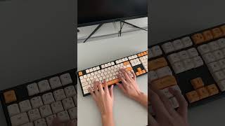 gateron milky yellow pro switch sound test [upl. by Herring]