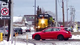 TRRS 467 Idiot Alert CSX Train Stops to Avoid Collision [upl. by Shieh]