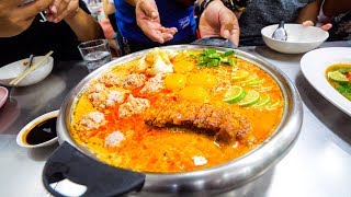 Extreme Thai Street Food  CRAZY TOM YUM LateNight Food Tour in Bangkok Thailand [upl. by Mather158]