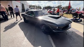 Mecum Kissimmee 2024 mecum driver ￼ having problem’s with mustang slips into reverse 😳 [upl. by Simara]