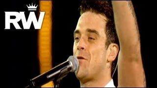 Robbie Williams  Supreme  Live at Knebworth 2003 [upl. by Anehta686]