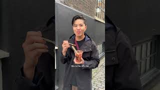 🇬🇧 Trying Londons Viral Chocolate Covered Strawberries 🍓 [upl. by Lengel748]