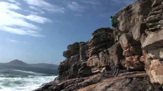 Escalada en el Castro de Baroña  Rock free climbing in Galicia Spain [upl. by Anauqahs256]