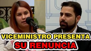 PERIODISTA CUESTIONA A SANTIAGO PALOMO POR LA RENUNCIA DEL VICEMINISTRO DE COMUNICACIONES GUATEMALA [upl. by Parthinia]