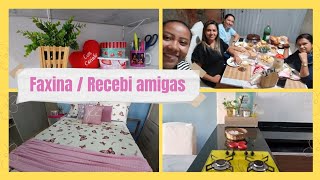 DIA DE FAXINA LAVEI SALA E COZINHA  FIZ CAMA E MESA POSTA  RECEBI AMIGAS [upl. by Airbma873]