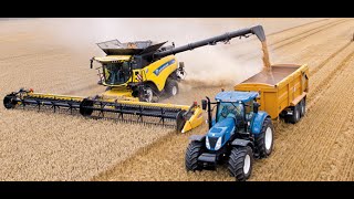 New Holland CR1090 combine Guinness World Records attempt [upl. by Sset]